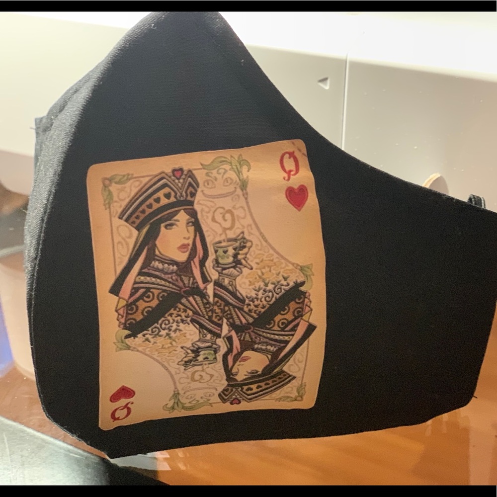 Unique Queen Mask 😷 double filter